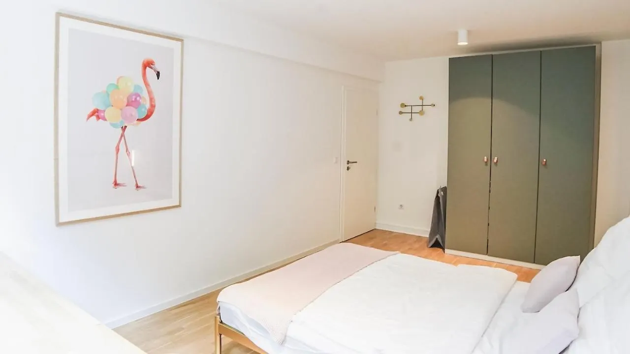 Stacey Downtown Aparthotel Hamburg 0*,